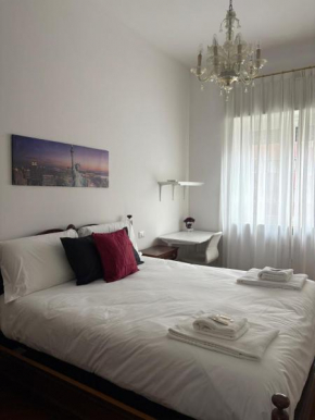 Bocconi - Porta Romana 4 camere da letto con 2 bagni privati